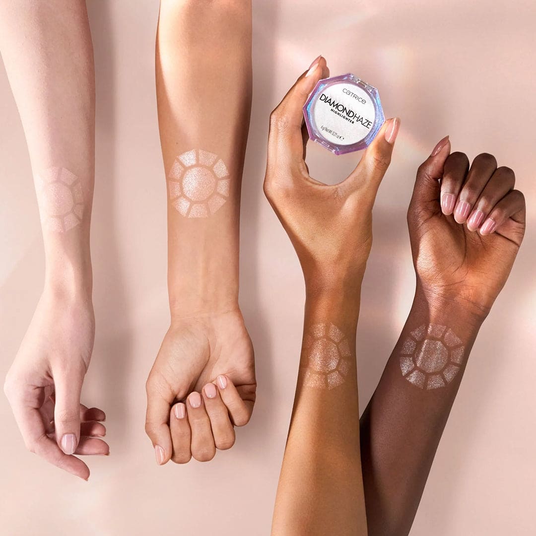 Catrice Diamond Haze Highlighter - 010 Gimme Glitter