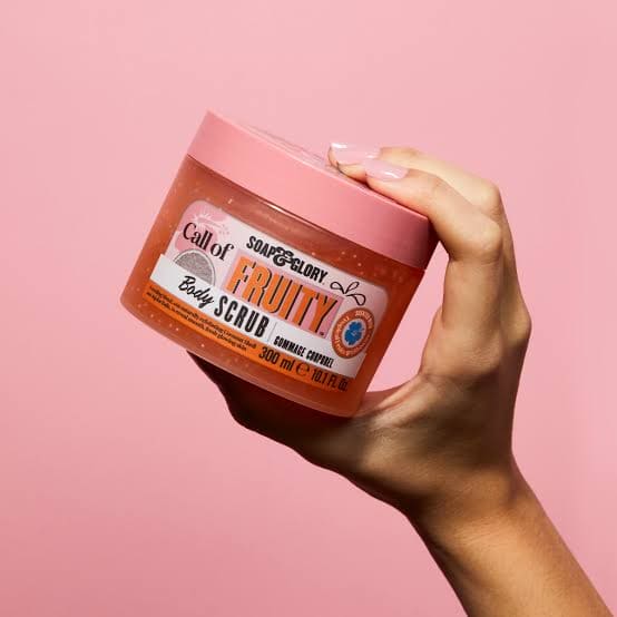 Soap & Glory Call Of Fruity Exfoliating Body Scrub