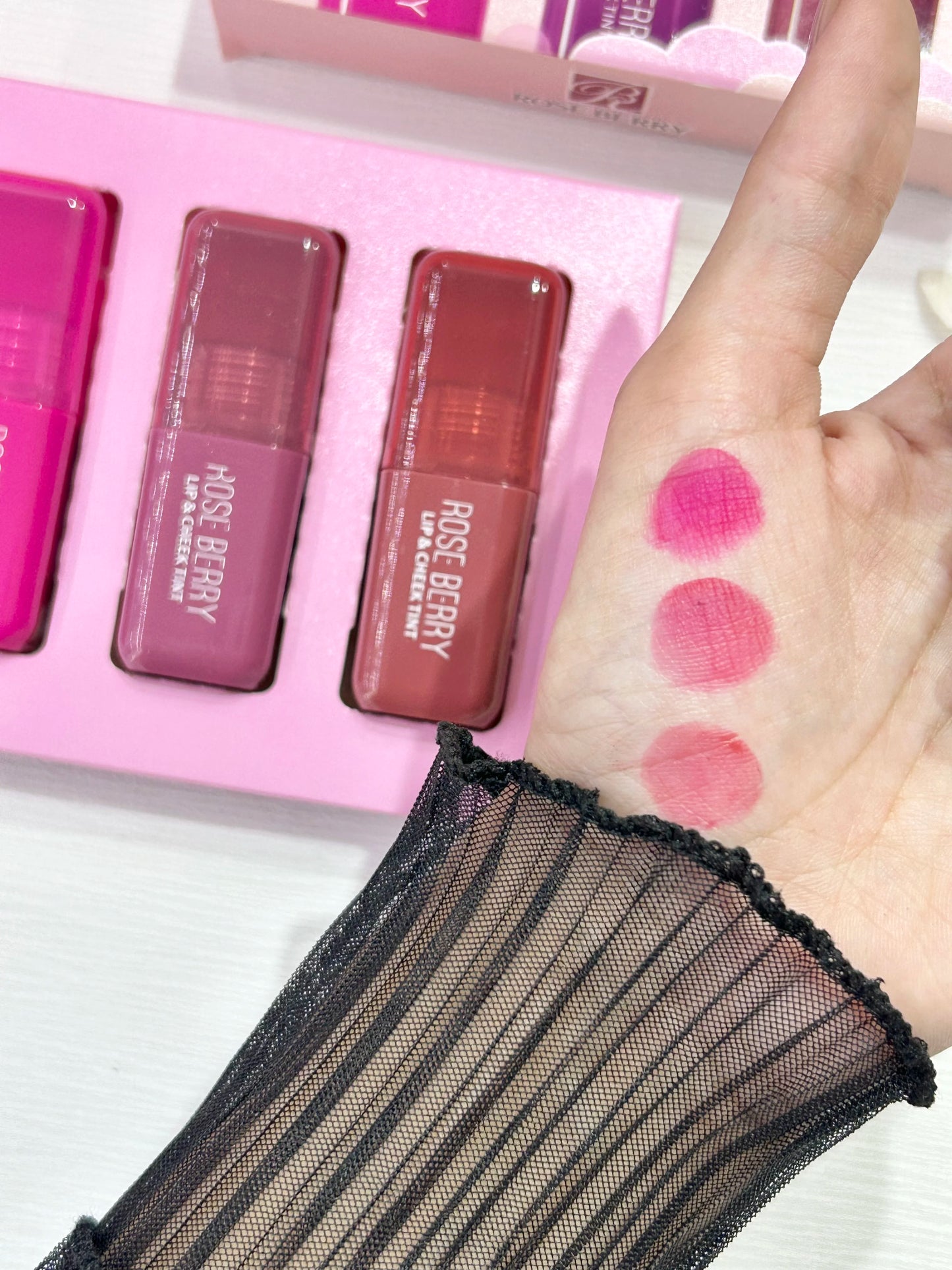 Rose Berry Tint for Cheeks and Lips