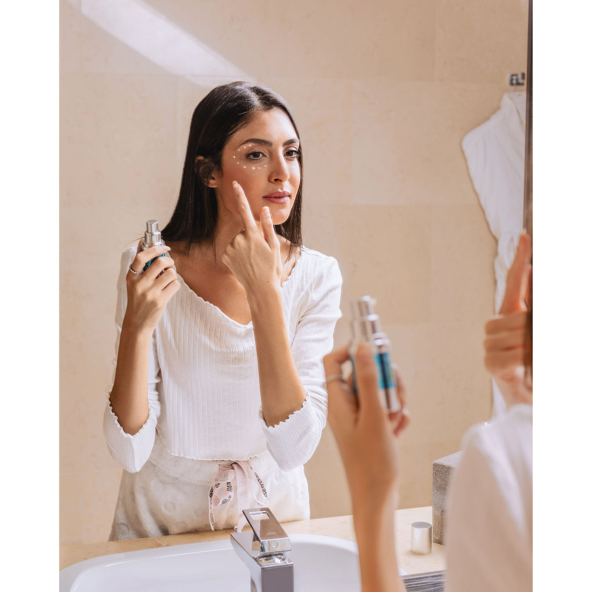Neuth Retinoid Stabilized Retexturizing System Age-Defying Eye Fluid 18 ml