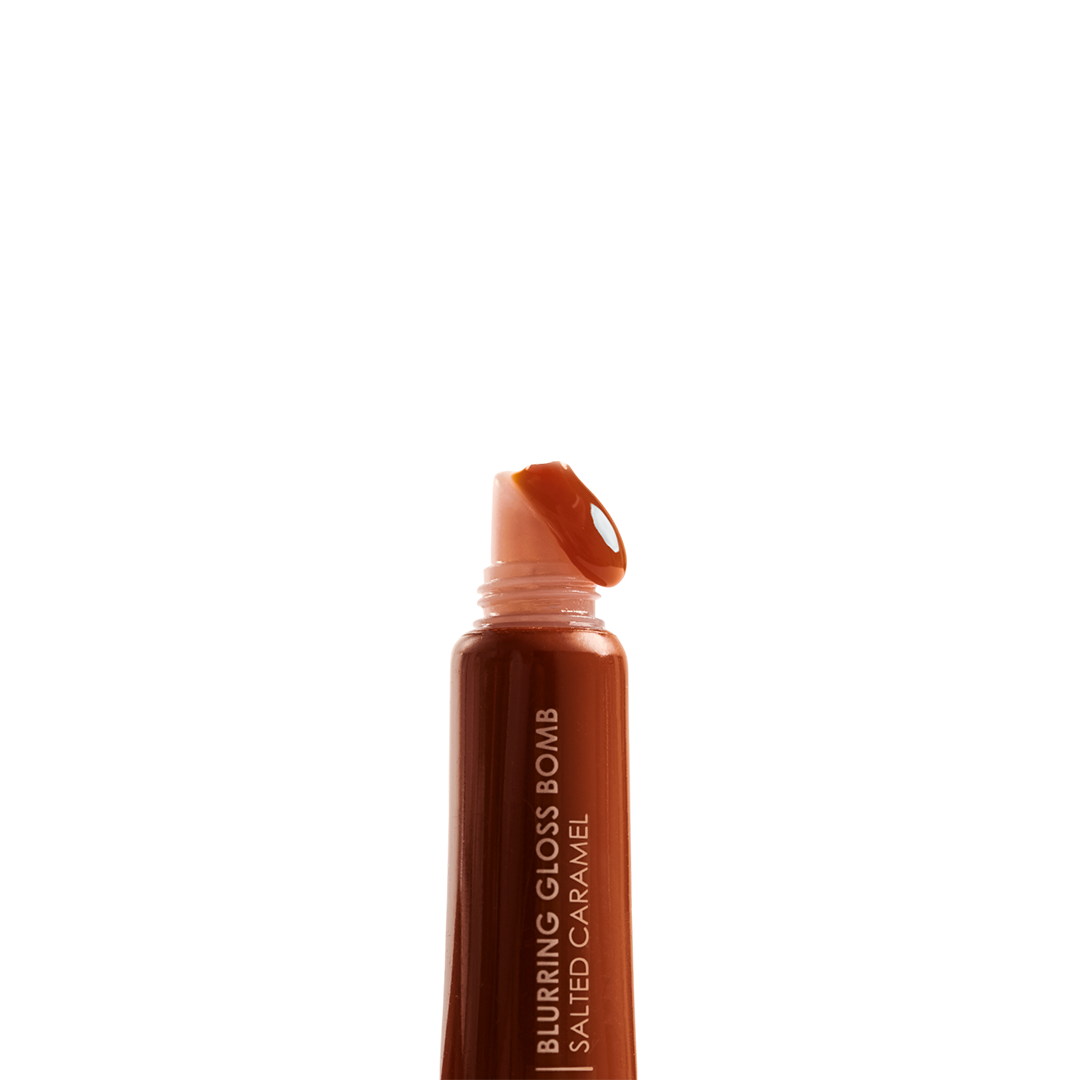 ملمّع شفاه Blurring Gloss Bomb