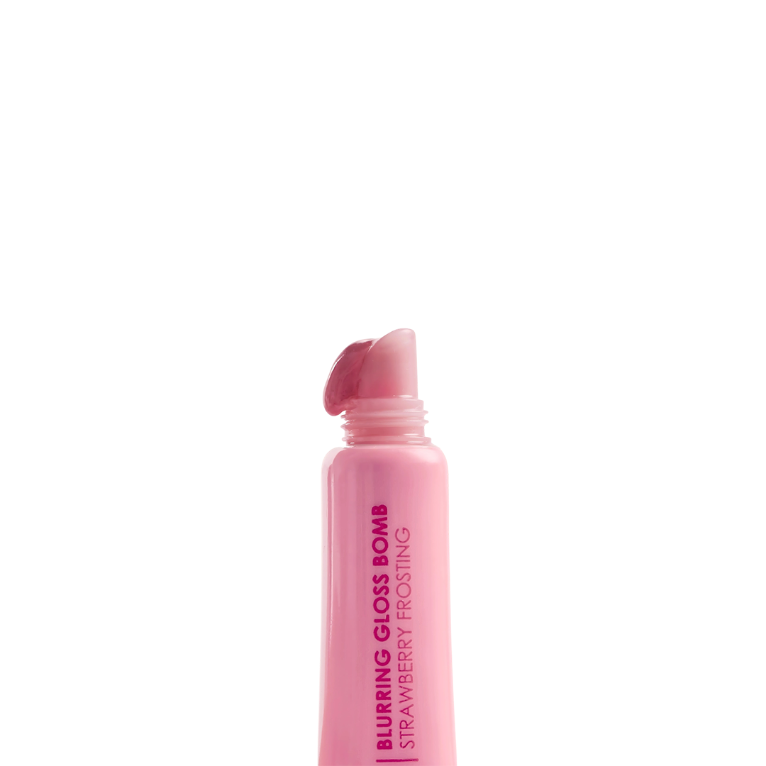 ملمّع شفاه Blurring Gloss Bomb