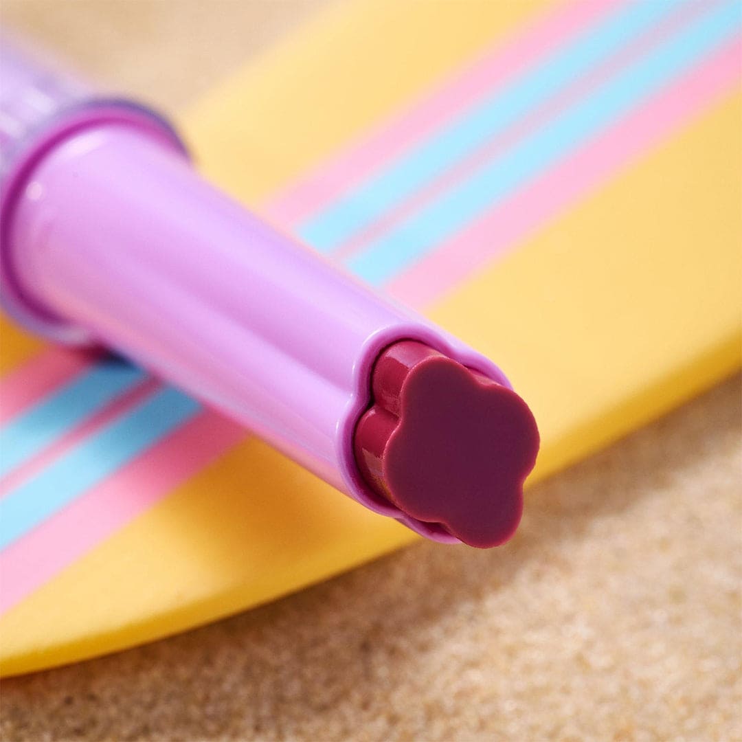 Essence Aloha Babes Gloss In Stick - 01 Sunny Bliss, Flower Kiss