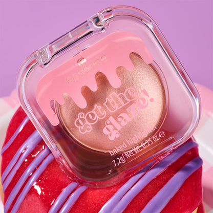 Essence Get The Glaze Baked Highlighter - 01 Don't Worry, Be Glazy