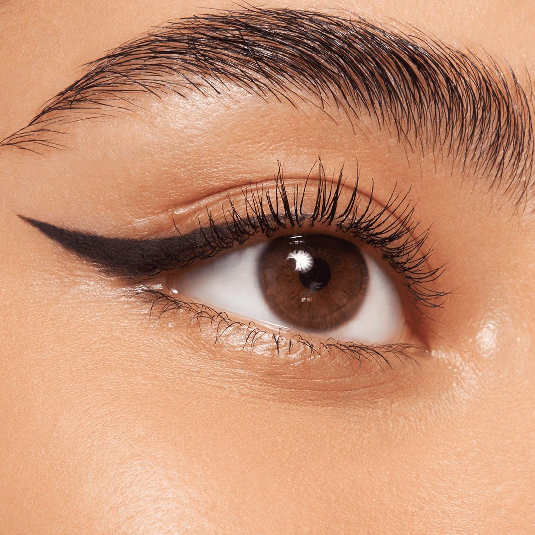 Essence Stay & Play Gel Eyeliner Pot
