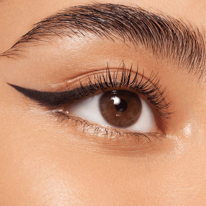 Essence Stay & Play Gel Eyeliner Pot