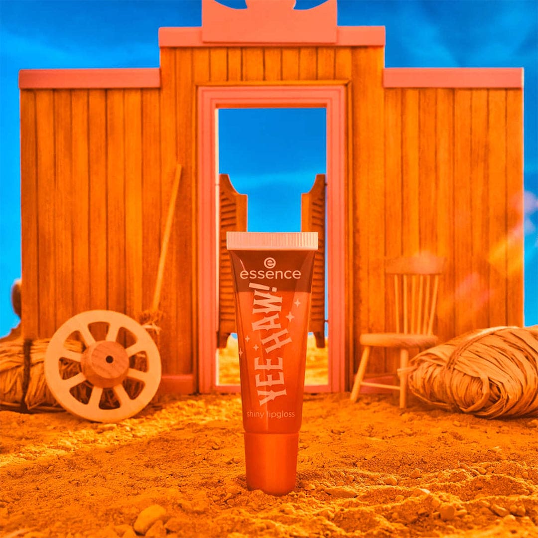 Essence YEE HAW! Shiny Lipgloss - 01 It's Me, Howdy