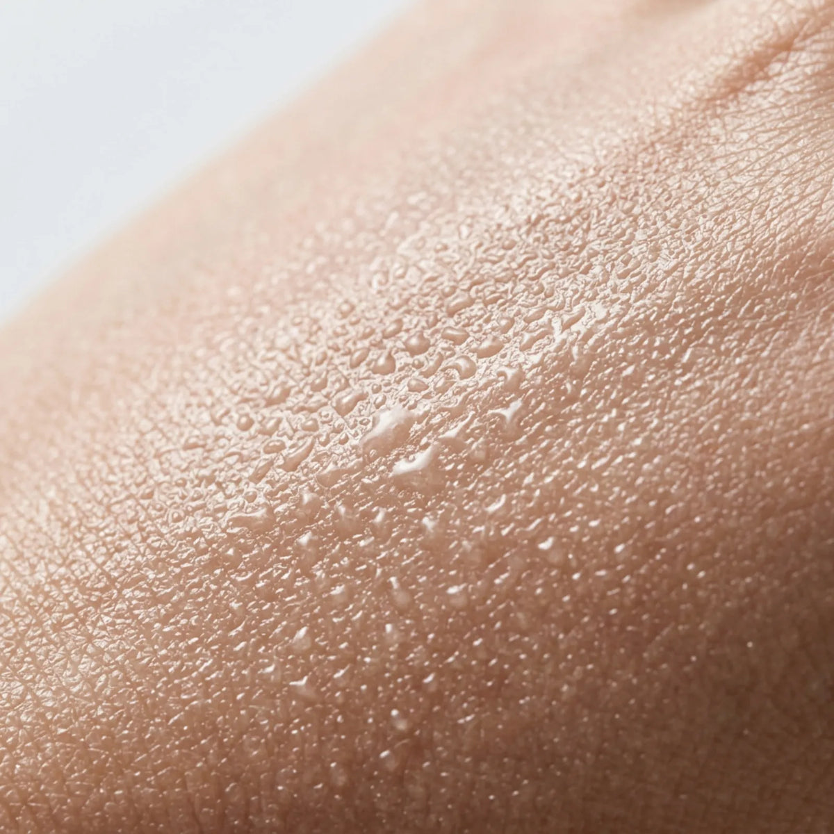 لا روش أنتيليوس سبراي غير مرئي SPF50+ 200 مل