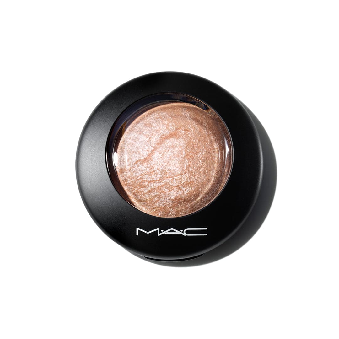 MAC Soft & Finish Mineralize Skinfinish Highlighter - Soft & Gentle
