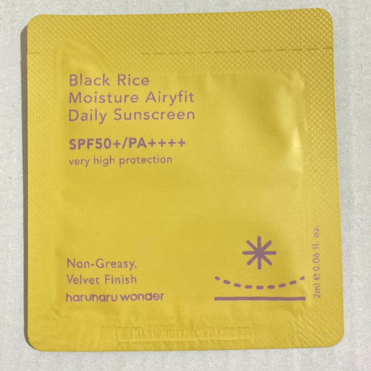 واقي شمس الأرز الأسود المرطب Airyfit بمعامل حماية SPF 50+