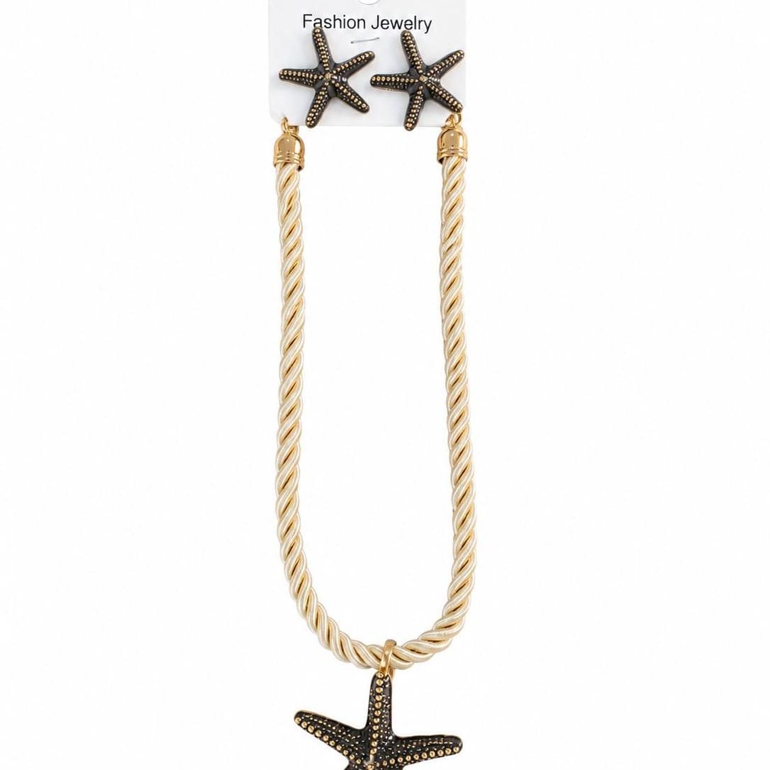 Youlicious necklace + earring