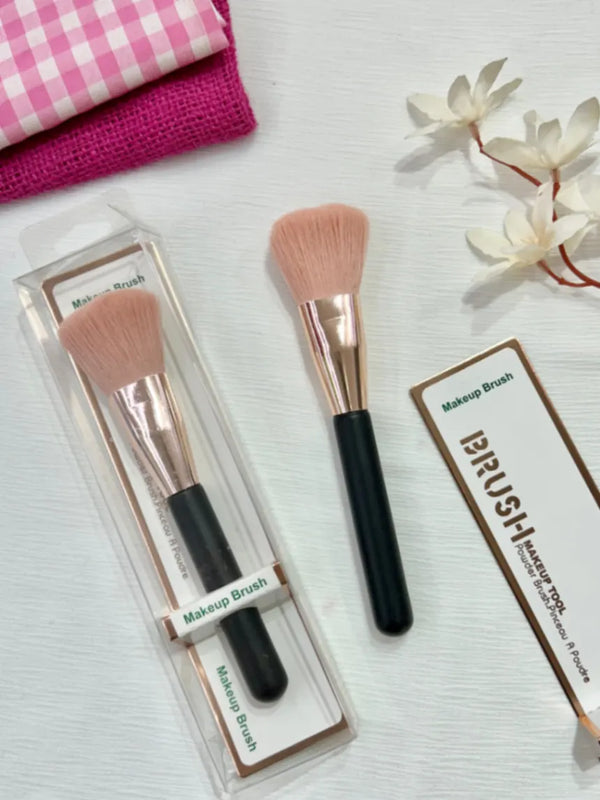 Blush brush