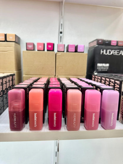 Huda Beauty Mirror Blush